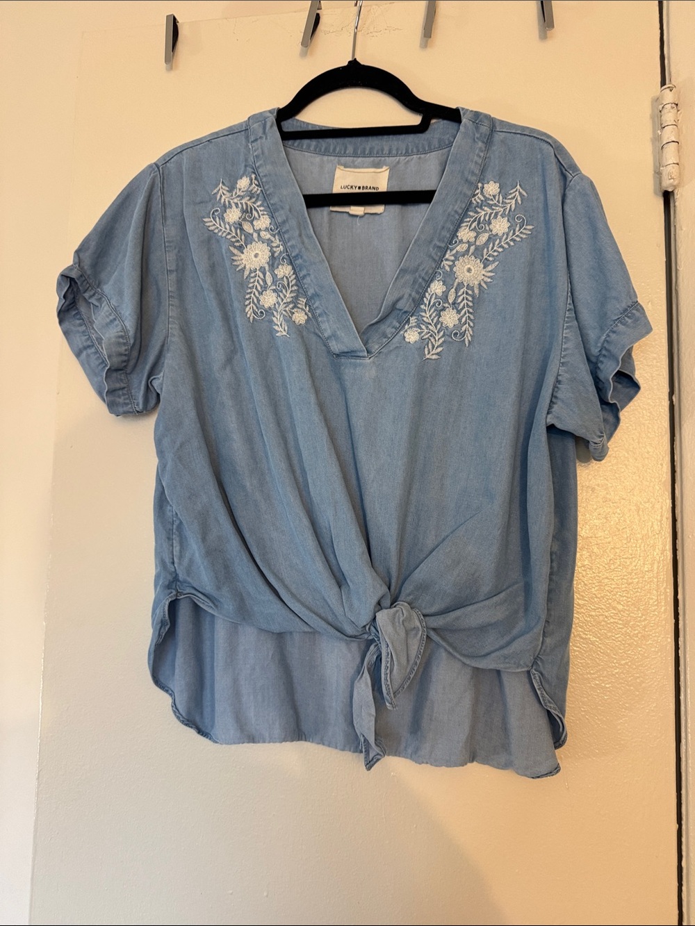 Lucky Brand Light Blue Embroidered Tie-Knot V-Neck Top